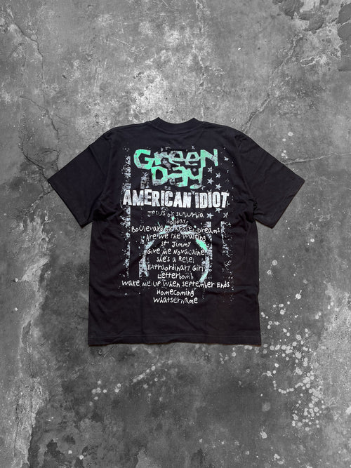 GREEN DAY | BLACK